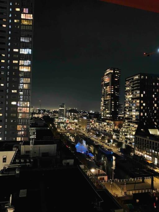 Stunning View Apt Free Parking Daire Rotterdam Dış mekan fotoğraf