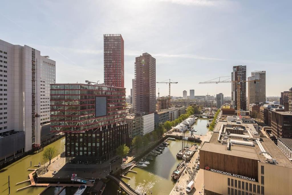 Stunning View Apt Free Parking Daire Rotterdam Dış mekan fotoğraf