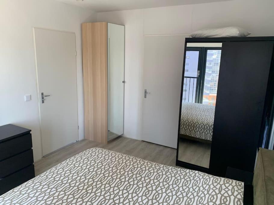 Stunning View Apt Free Parking Daire Rotterdam Dış mekan fotoğraf