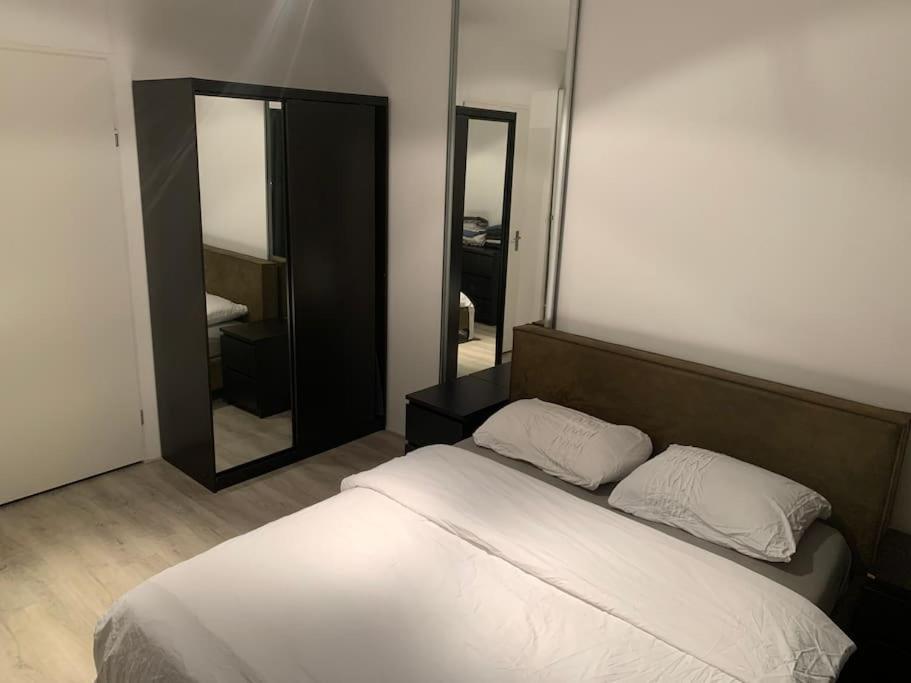 Stunning View Apt Free Parking Daire Rotterdam Dış mekan fotoğraf
